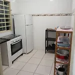 Lindo Sobrado Com 3 Quartos Sendo 2 Suites